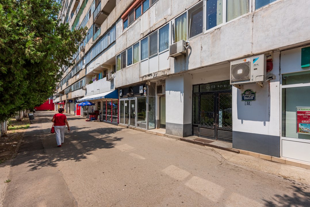 Inchiriere apartament 3 camere, parcare inclusa, Prelungirea Ghencea