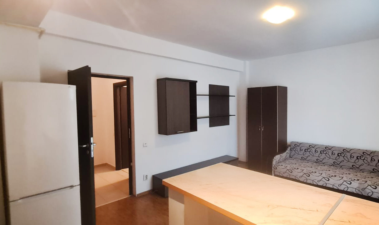 Inchiriere garsoniera balcon inchis si loc parcare, str Marului, Fundeni