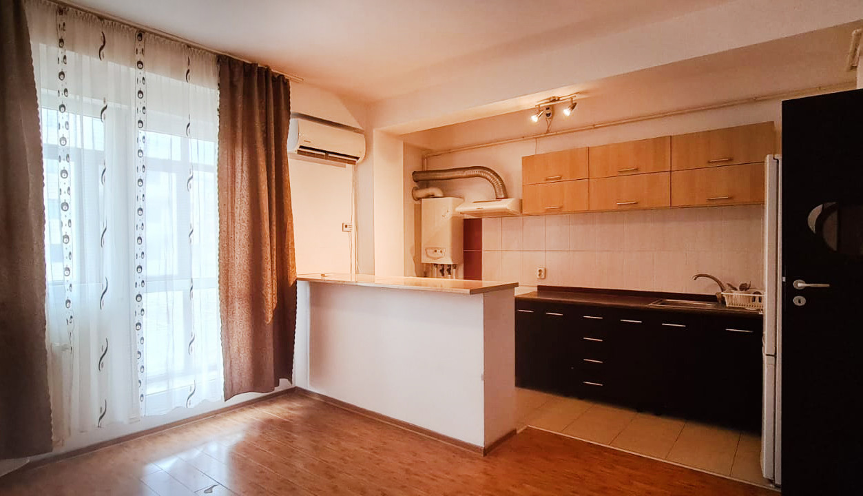 Inchiriere garsoniera balcon inchis si loc parcare, str Marului, Fundeni