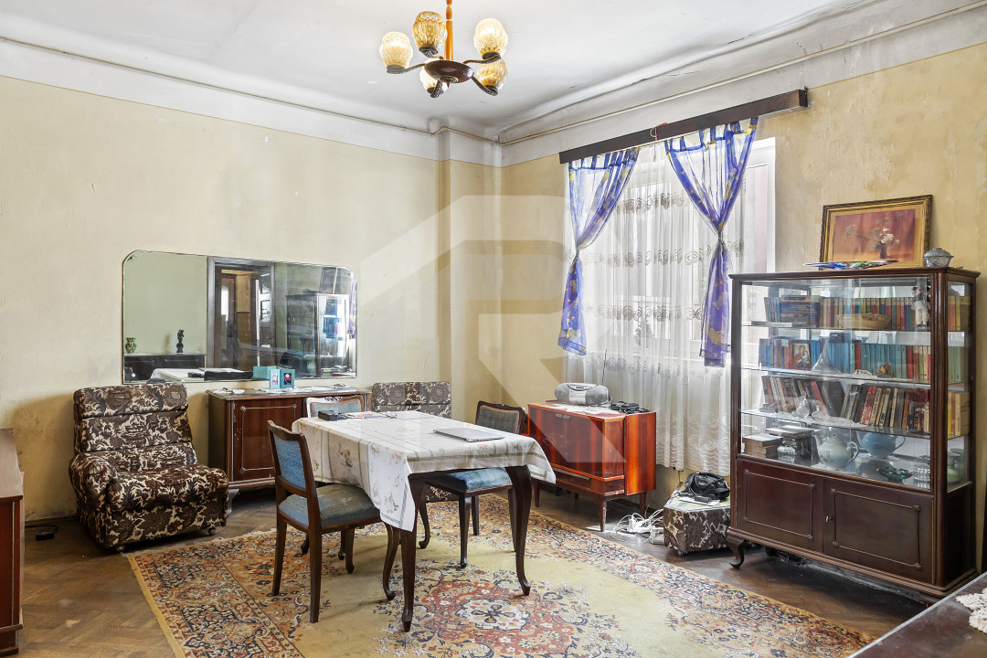 Casa  si teren 300 mp | singur curte | Matei Voievod
