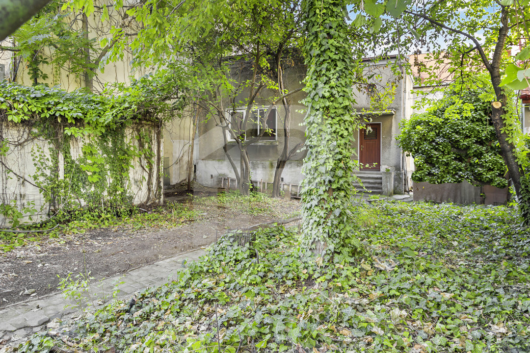 Casa  si teren 300 mp | singur curte | Matei Voievod