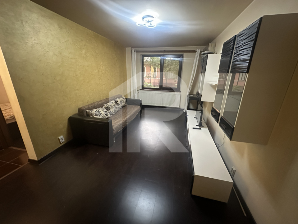 Apartament 4 camere Liberty Center Mall 82 mp