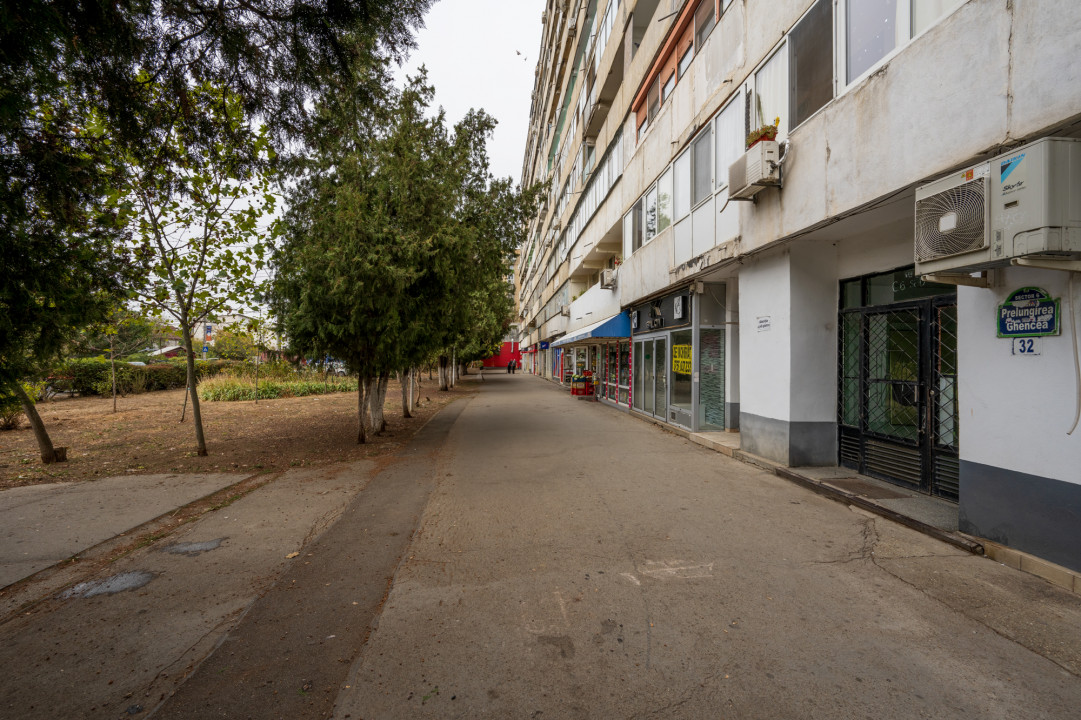 Inchiriere 3 camere, LOC PARCARE SI GARAJ, Prelungirea Ghencea