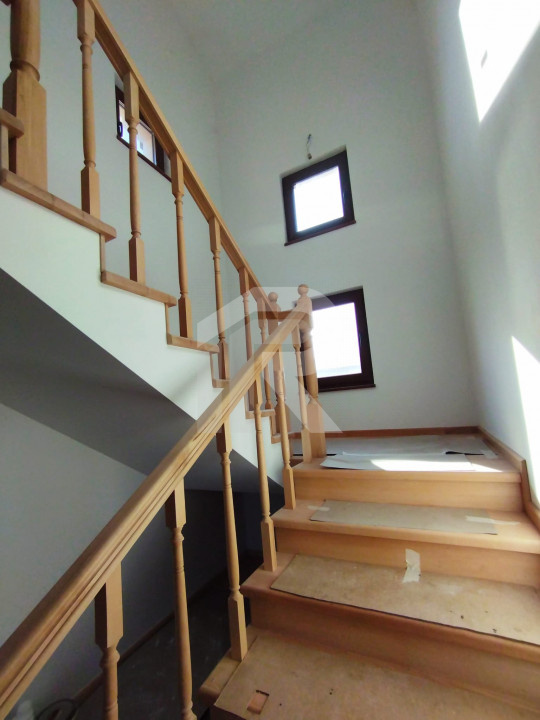 MEGA OCAZIE SE VINDE VILA IN SNAGOV-CIOFLICENI