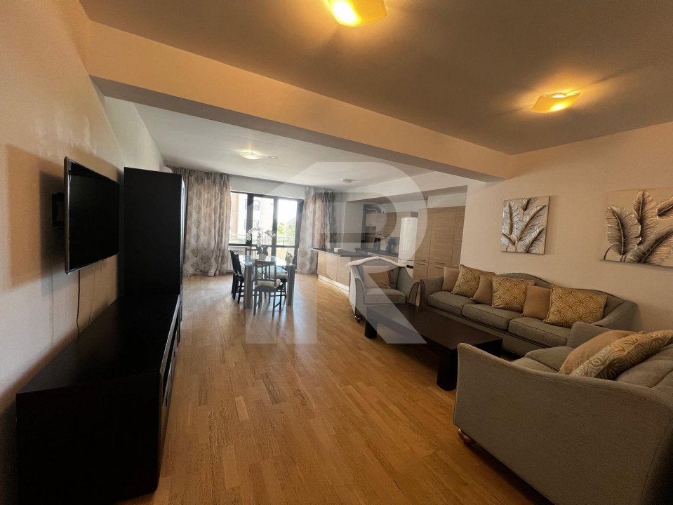 Apartament lux 4 camere 120 mp Baneasa