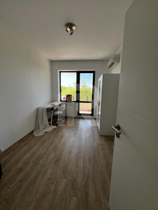 Apartament lux 4 camere 120 mp Baneasa