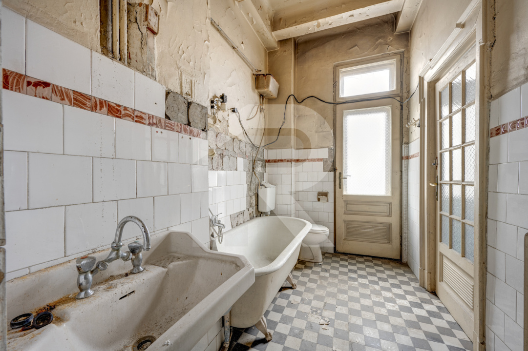 CALEA VICTORIEI | Apartament Interbelic 4 camere 