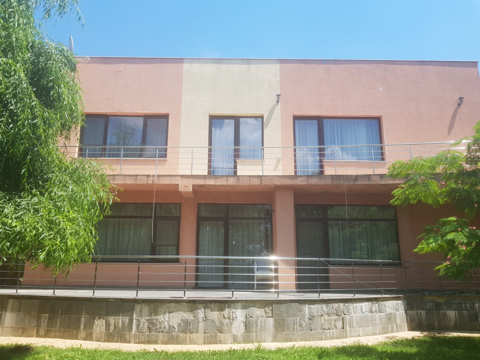 O Oază de Spațiu și Eleganță in zona de agrement Cernica