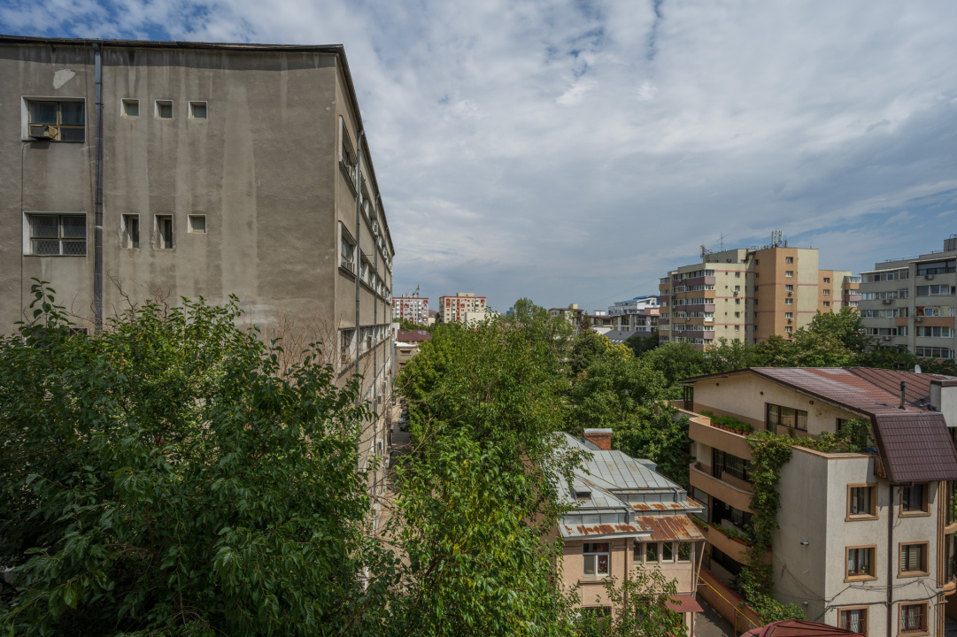 ION MIHALACHE cu Bld. Averescu | Garsoniera disponibila in bloc mixt 