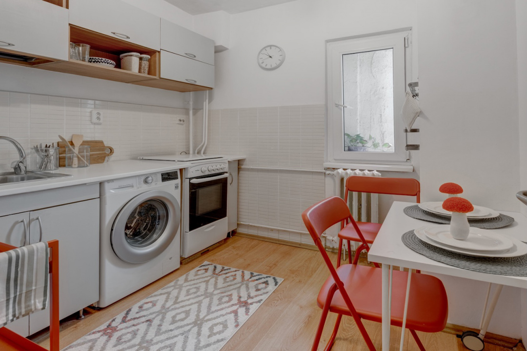 ION MIHALACHE cu Bld. Averescu | Garsoniera disponibila in bloc mixt 