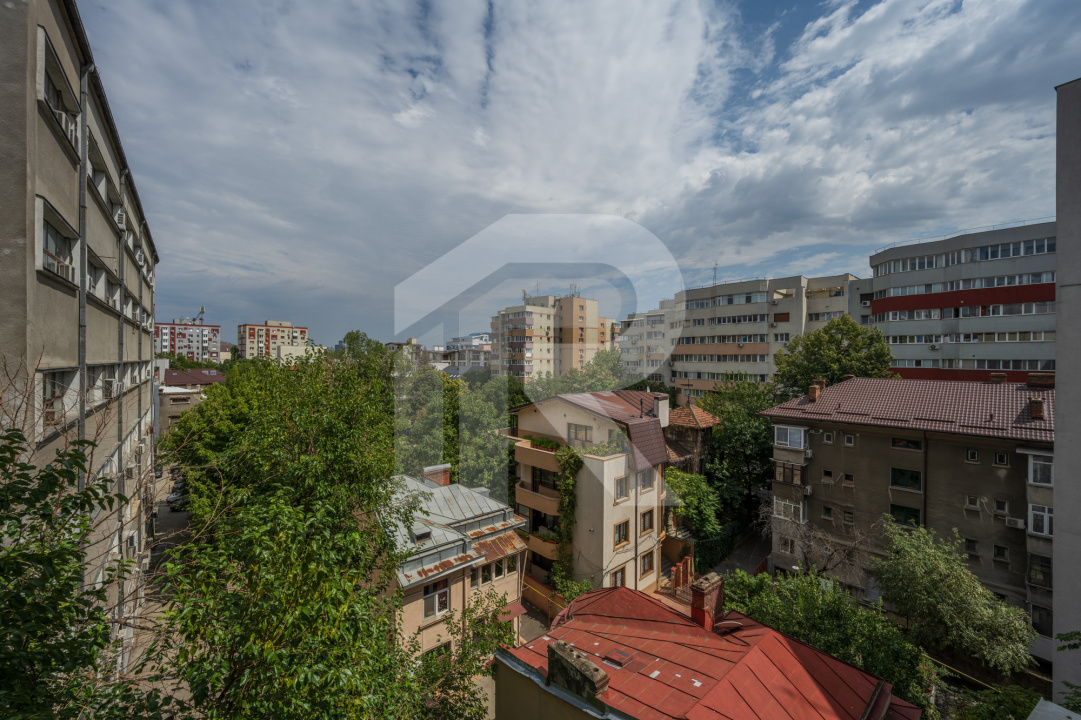 ION MIHALACHE cu Bld. Averescu | Garsoniera disponibila in bloc mixt 