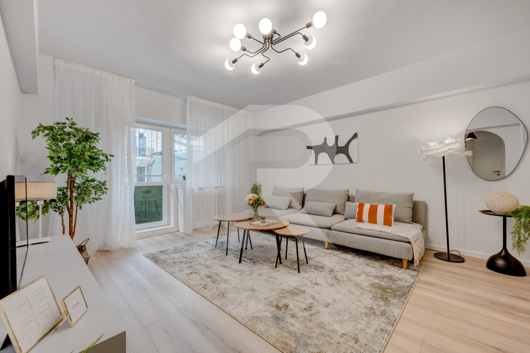 UNIRII, zona SF. VINERI | bloc 1987 | Terasǎ | ideal locuințǎ  sau Airbnb
