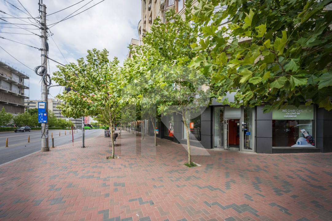UNIRII, zona SF. VINERI | bloc 1987 | Terasǎ | ideal locuințǎ  sau Airbnb