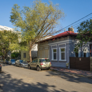 Casă interbelica cu farmec, în apropiere de Mall Vitan