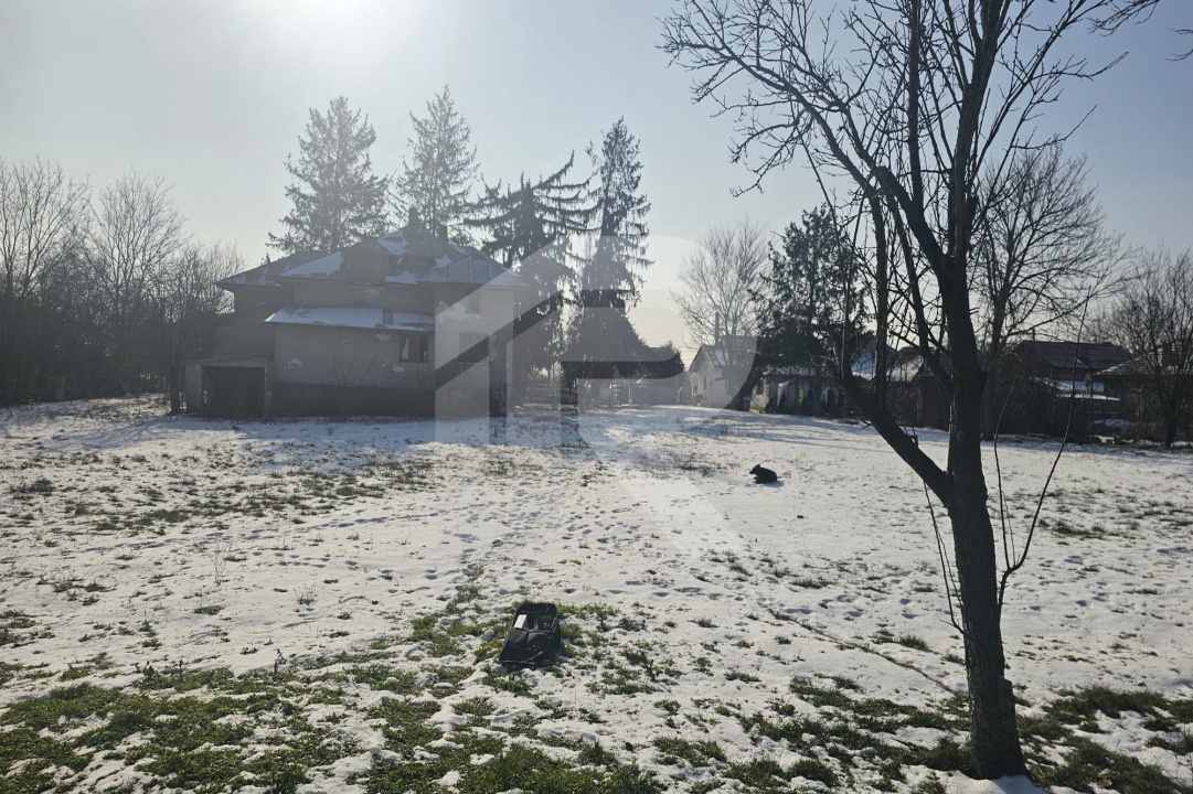 GRADIȘTEA | Teren si construcție pe malul lacului Cǎldǎrușani