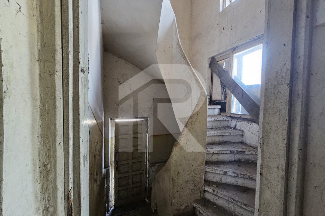 GRADIȘTEA | Teren si construcție pe malul lacului Cǎldǎrușani