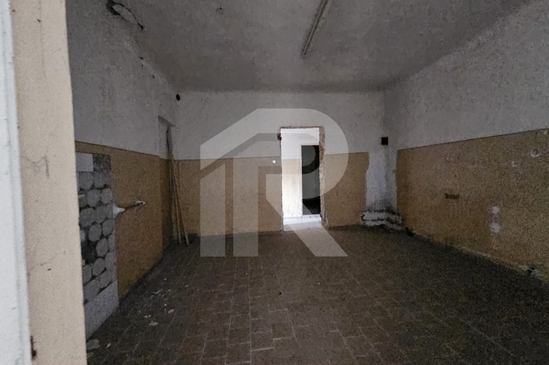 GRADIȘTEA | Teren si construcție pe malul lacului Cǎldǎrușani