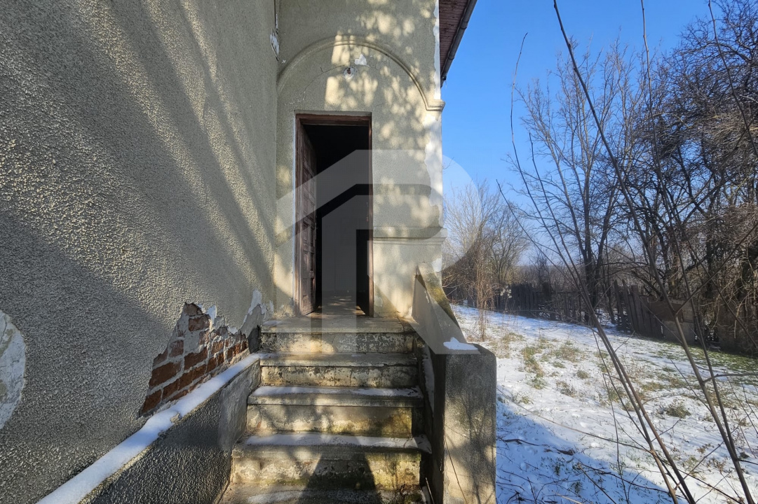 GRADIȘTEA | Teren si construcție pe malul lacului Cǎldǎrușani