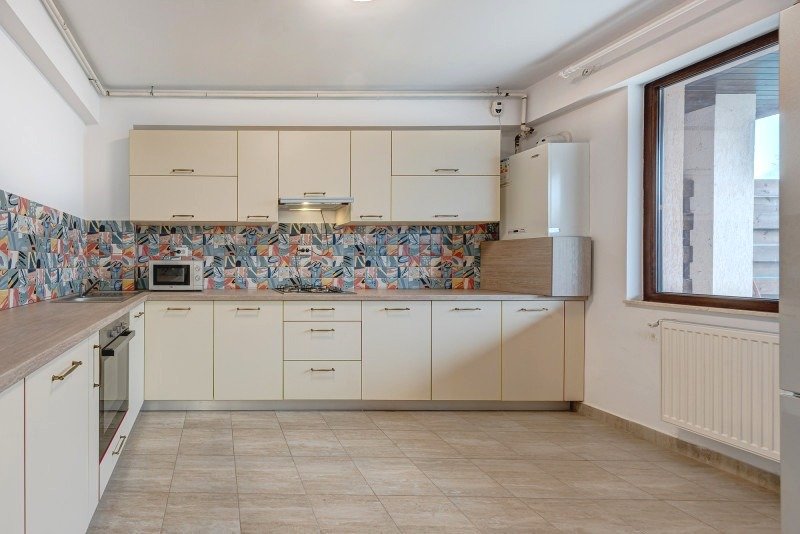 Inchiriere casa P+1 in Complex Rezidential Otopeni