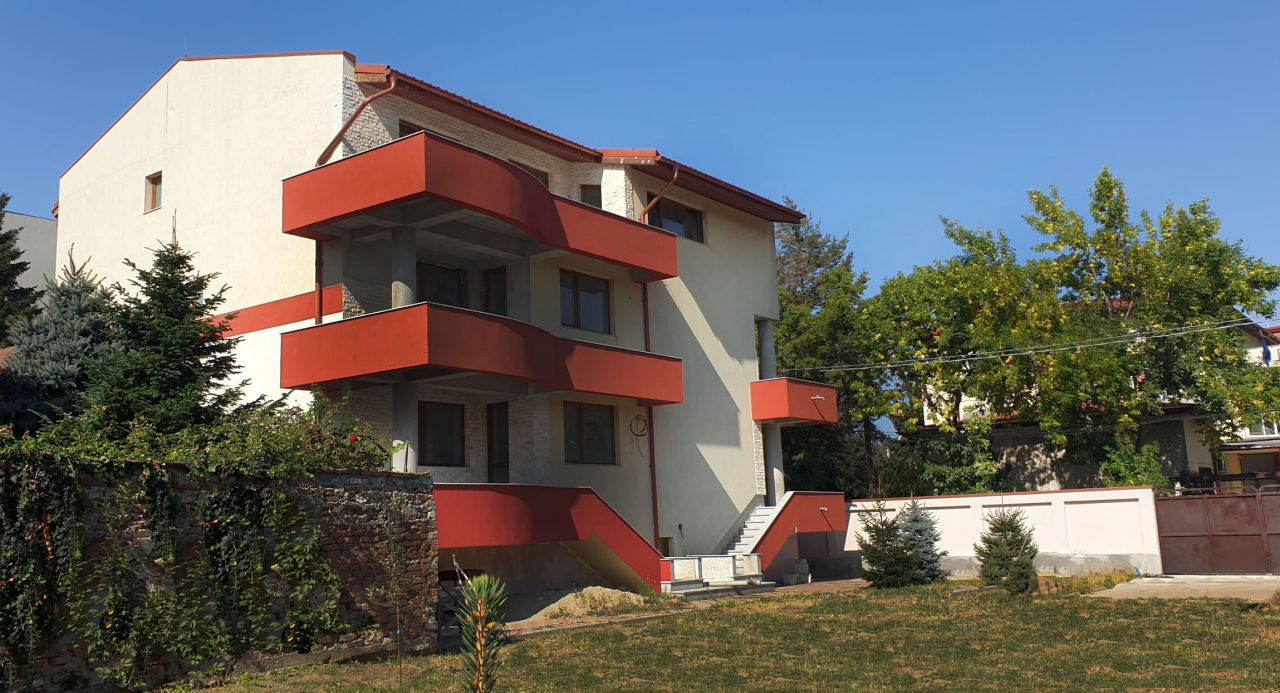 Vila la gri multifamiliala | apartamente | Parc Bazilescu, Bucurestii Noi