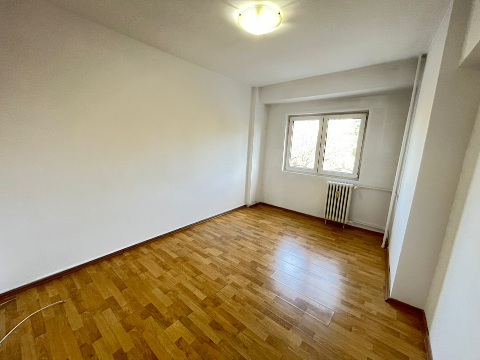 Apartament 3 camere Lacul Tei Maica Domnului