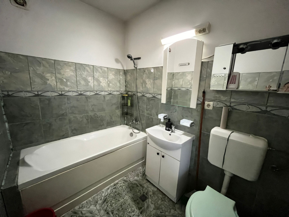 Apartament 3 cam 68 mp Sos. Colentina Maior Bacila