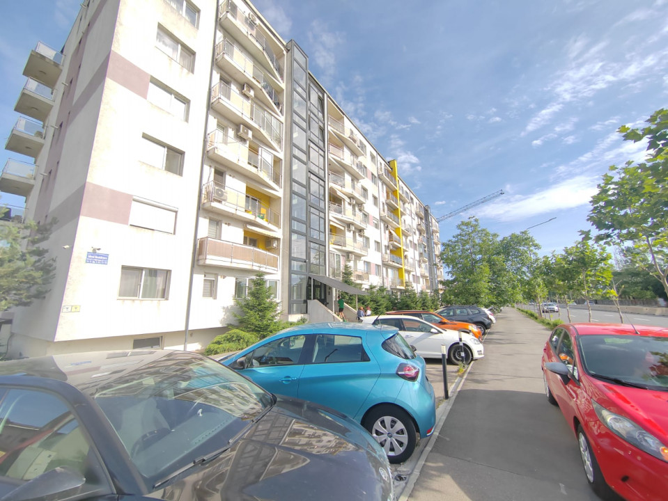 Apartament 3  cam Titan Nicolae Grigorescu Bloc 2015 parcare subterana