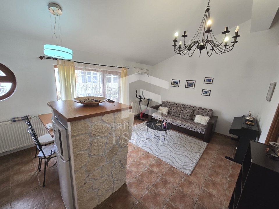 FALEZA NORD - Apartament 2 camere cu centrala pe gaz si balcon.