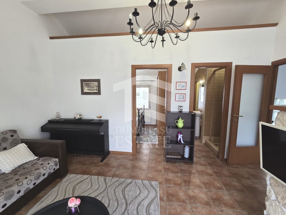 FALEZA NORD - Apartament 2 camere cu centrala pe gaz si balcon.