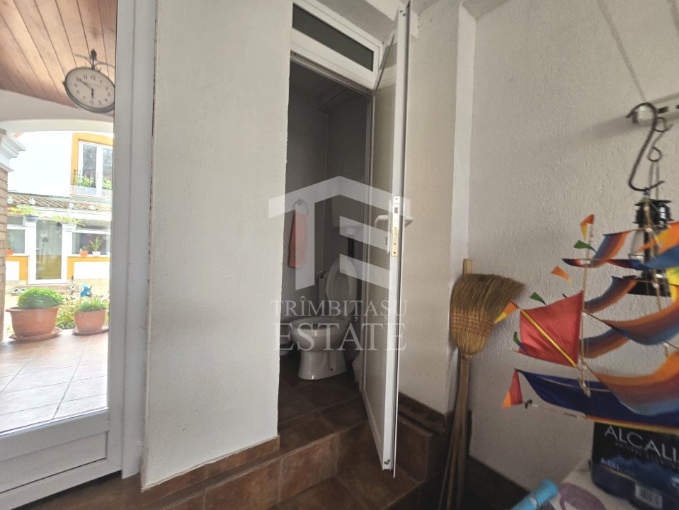 FALEZA NORD - Apartament 2 camere cu centrala pe gaz si balcon.