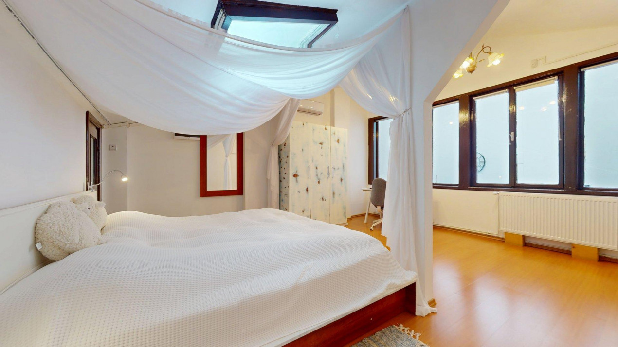 Casă cu șarm istoric lângă Cișmigiu – 6 camere, atrium natural, cramă