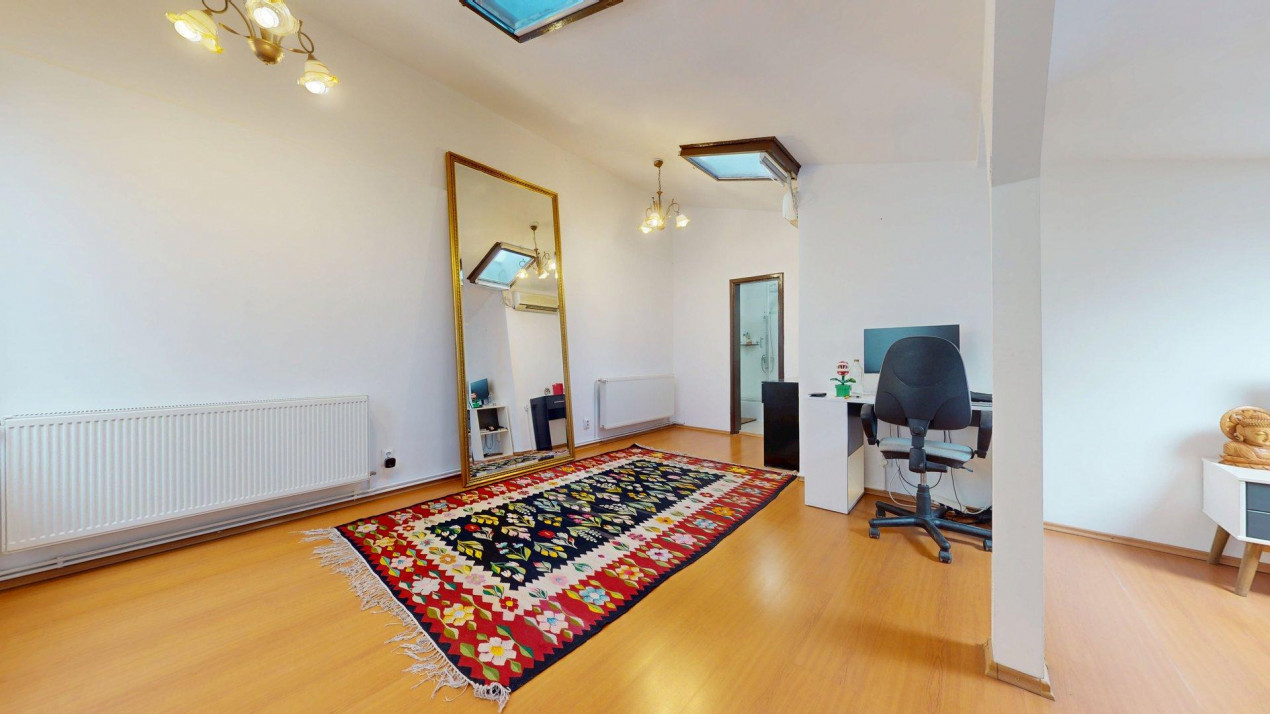 Casă cu șarm istoric lângă Cișmigiu – 6 camere, atrium natural, cramă