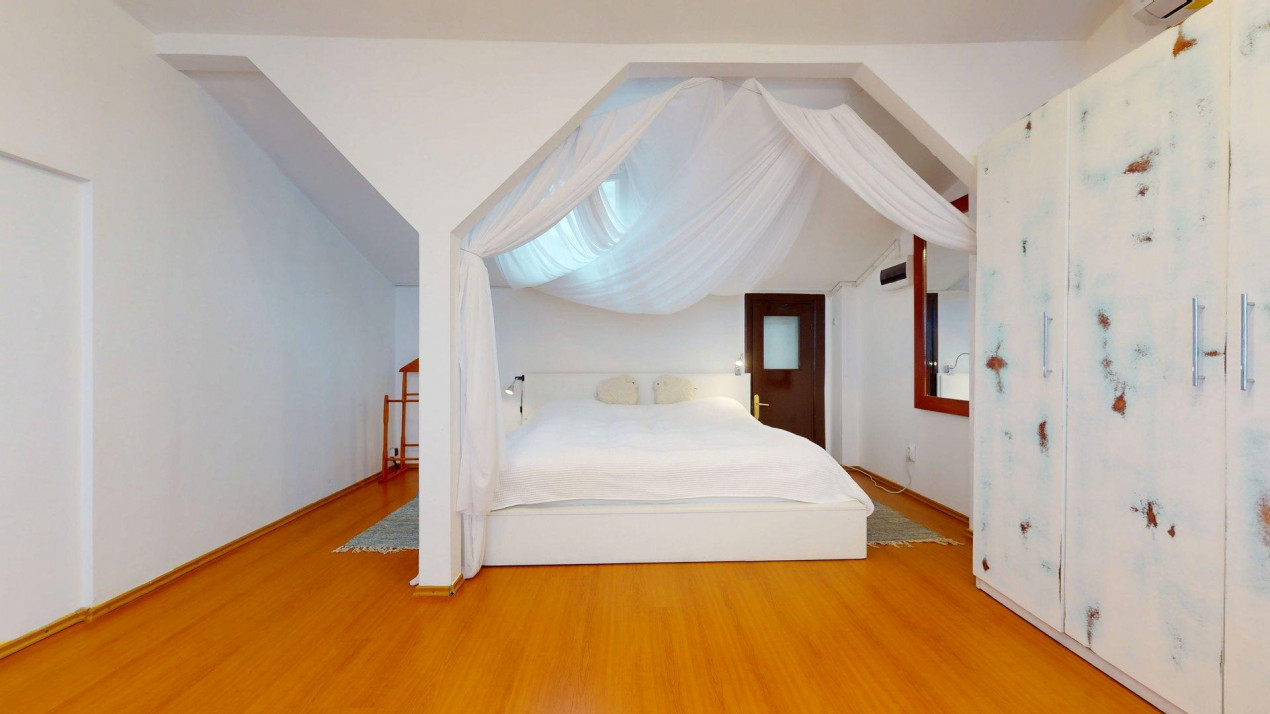 Casă cu șarm istoric lângă Cișmigiu – 6 camere, atrium natural, cramă