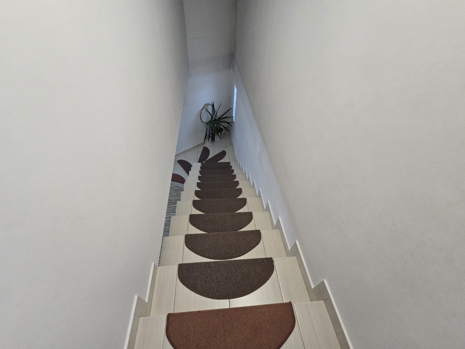NAVODARI- Duplex P+1 de vanzare | aproape de Kaufland, gata de mutat